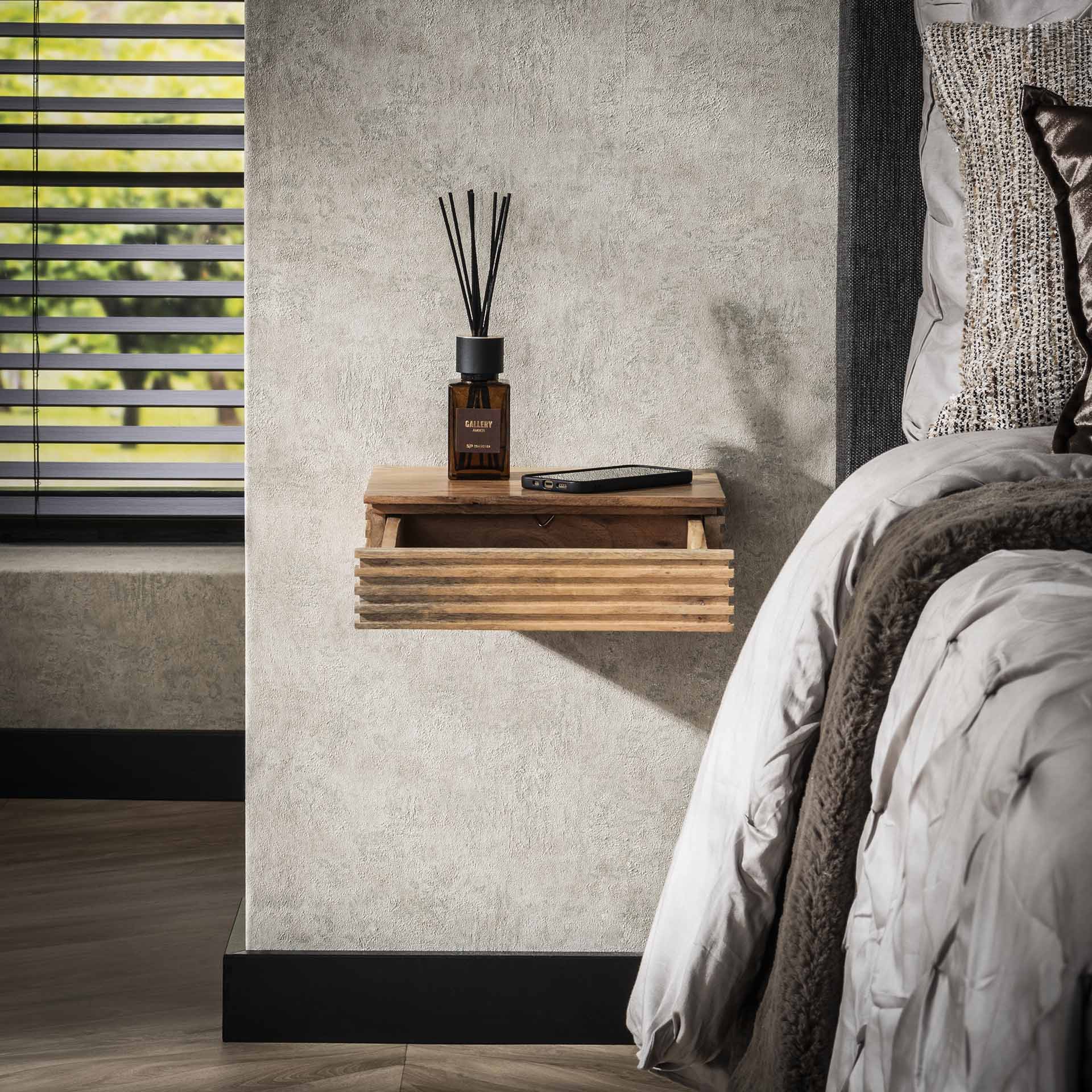 Smal Nachtkastje Anastasia - Acaciahout - Zwevend - Set van 2