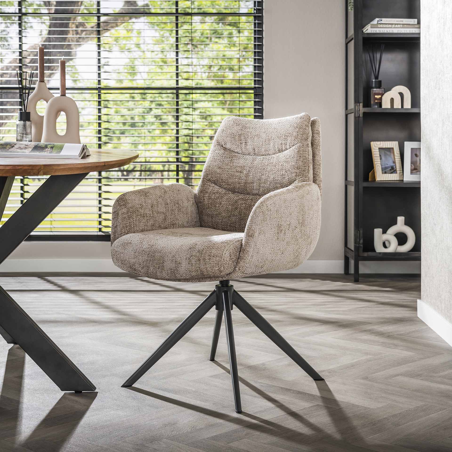 Eetkamerstoel Gusto - Beige - Renegade Stof - Draaibaar
