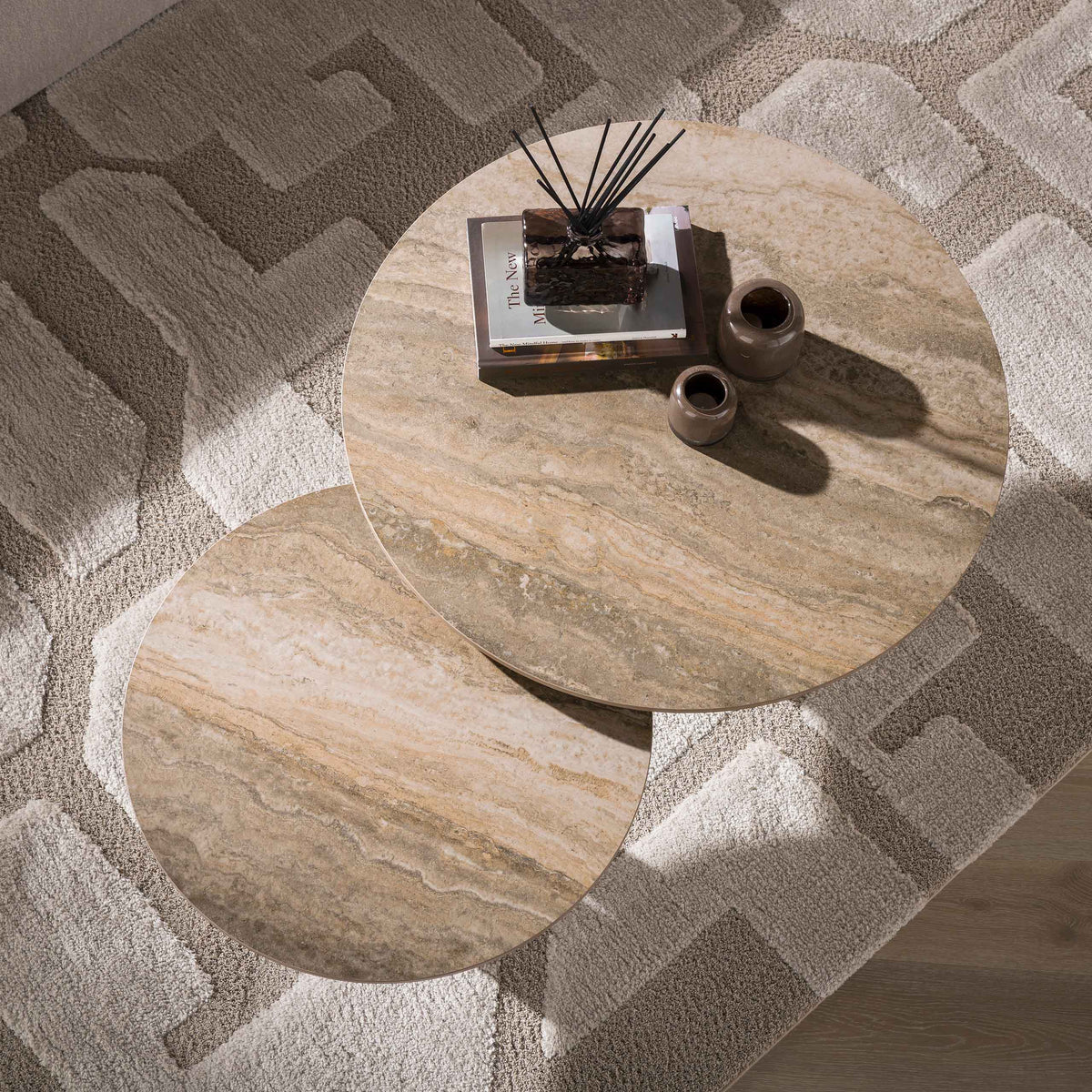 Salontafel Nivora Rond Beige 3D Travertinlook Set van 2 aanzicht 2 Meubelista