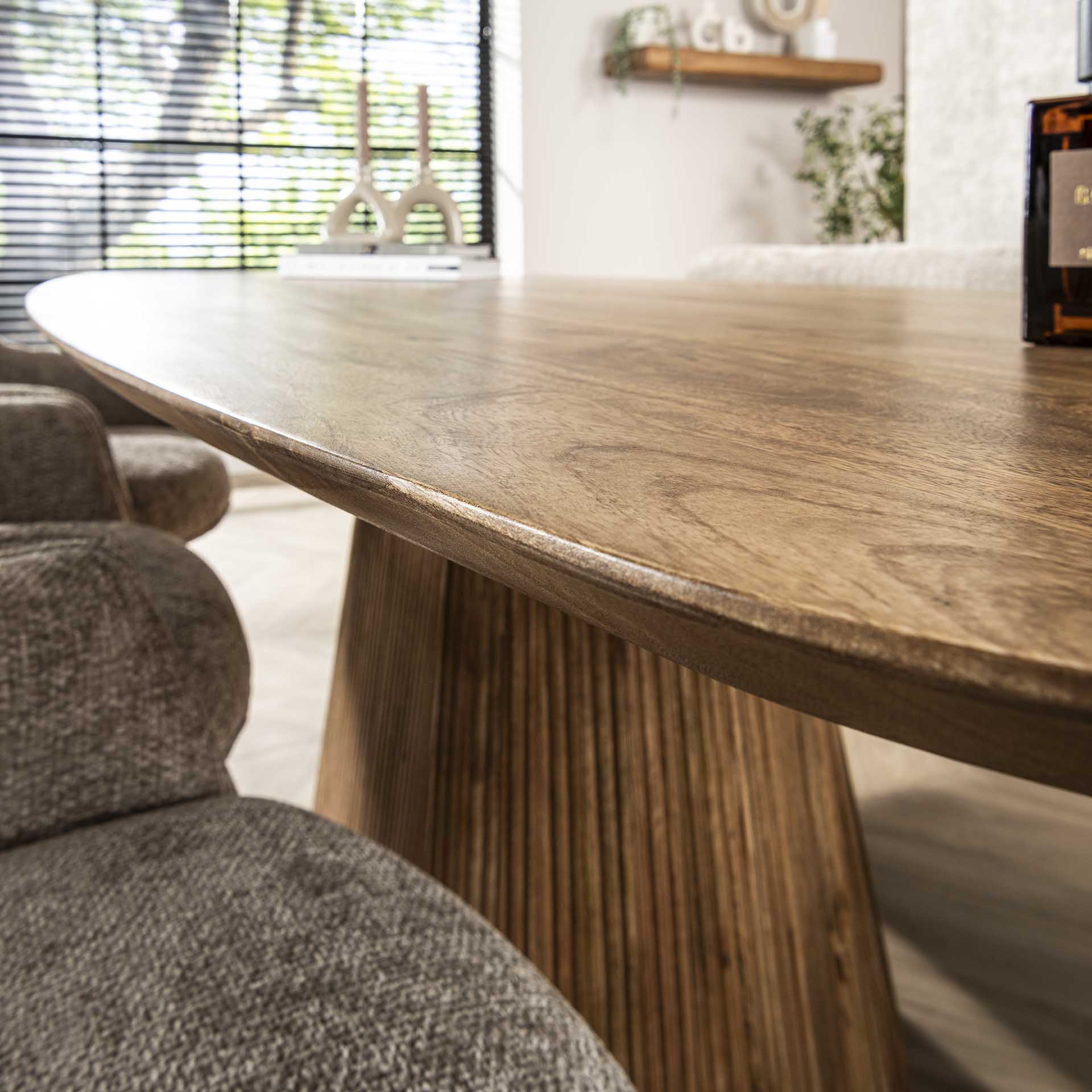 Eettafel Harmony Bruin Mangohout 215 cm Sfeerfoto Detail