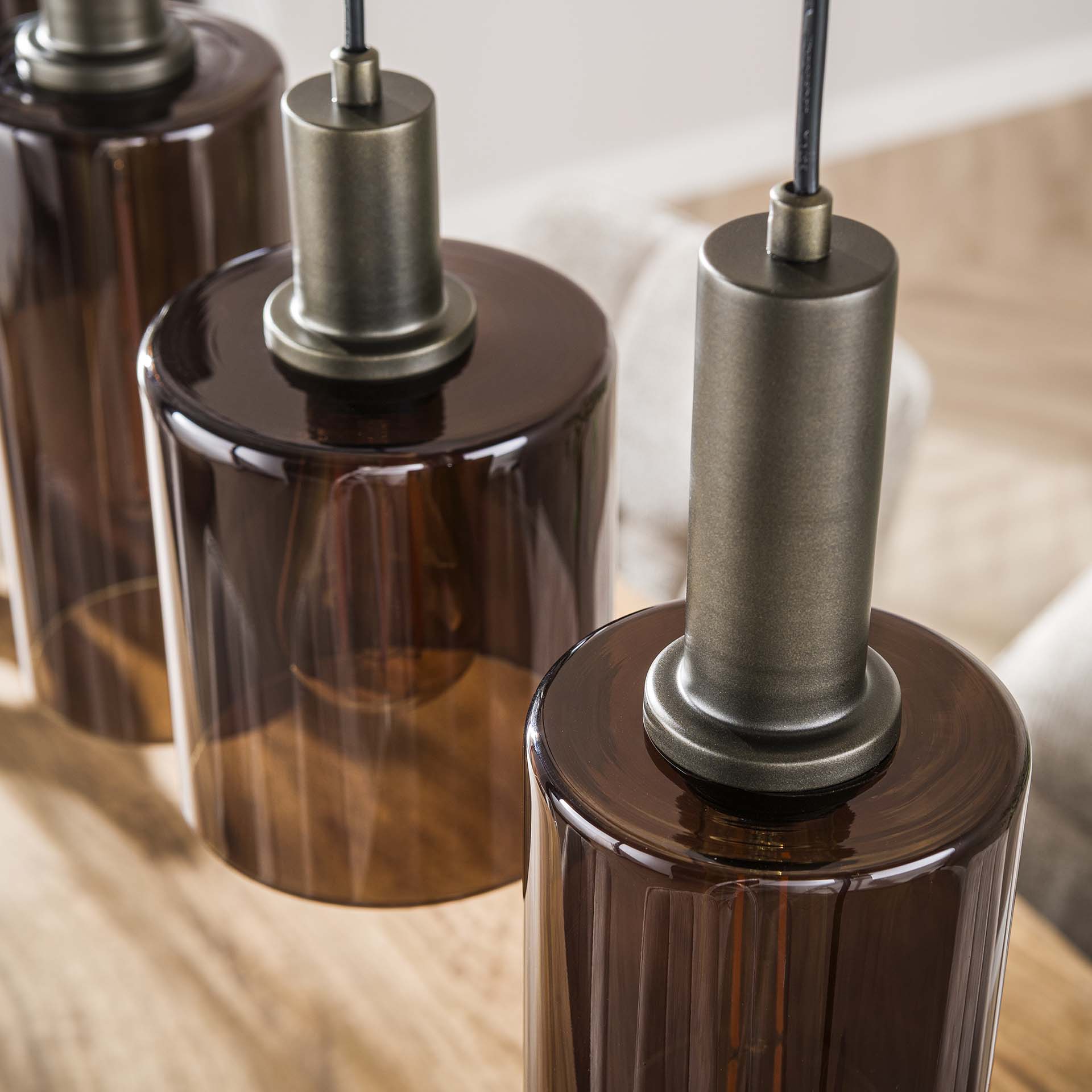 Hanglamp Lucaro 6-lichts Brons Glas Meubelista Detailfoto