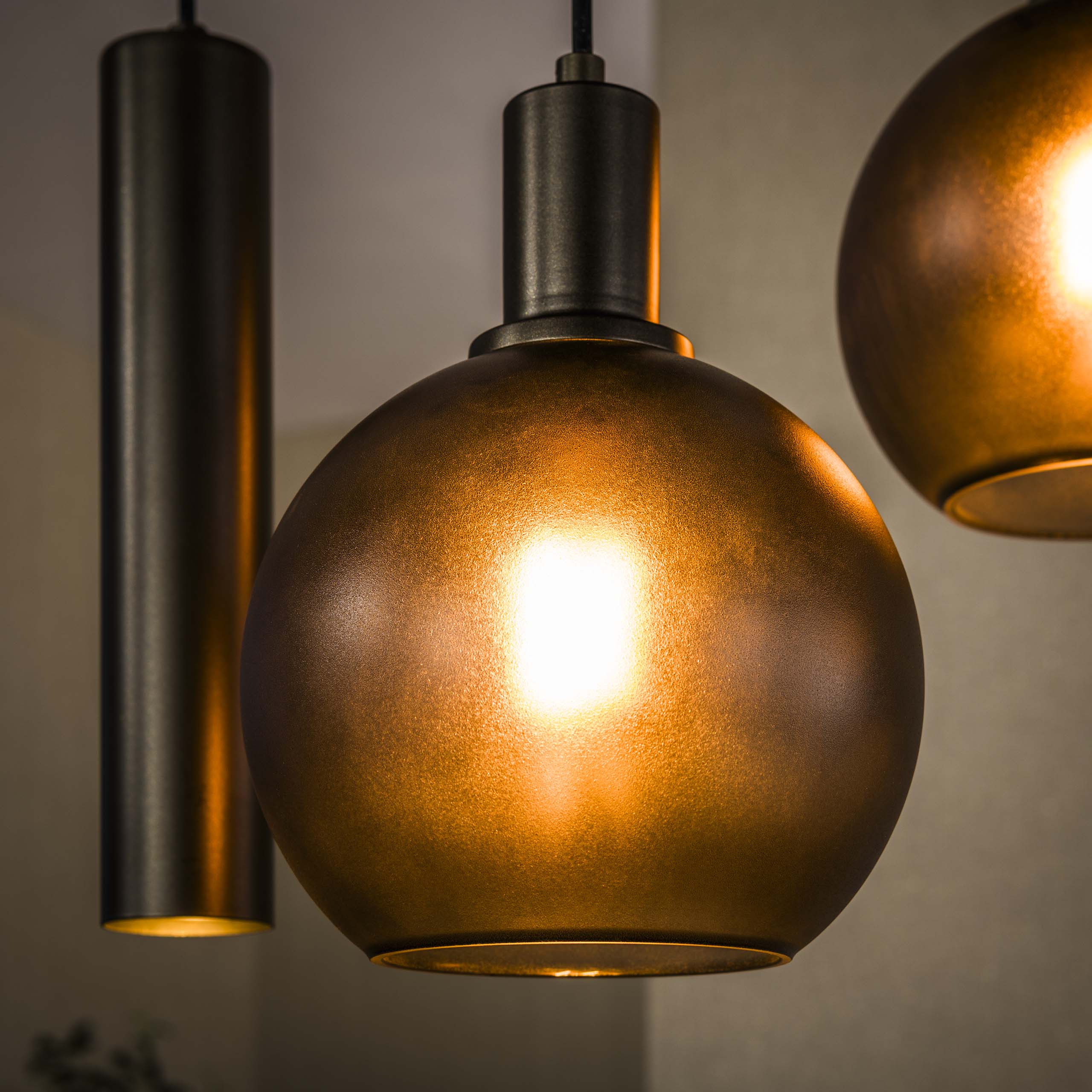 Hanglamp Luneo 5-lichts Brons Matglas Getrapt Met Spots Meubelista Detailfoto Donker