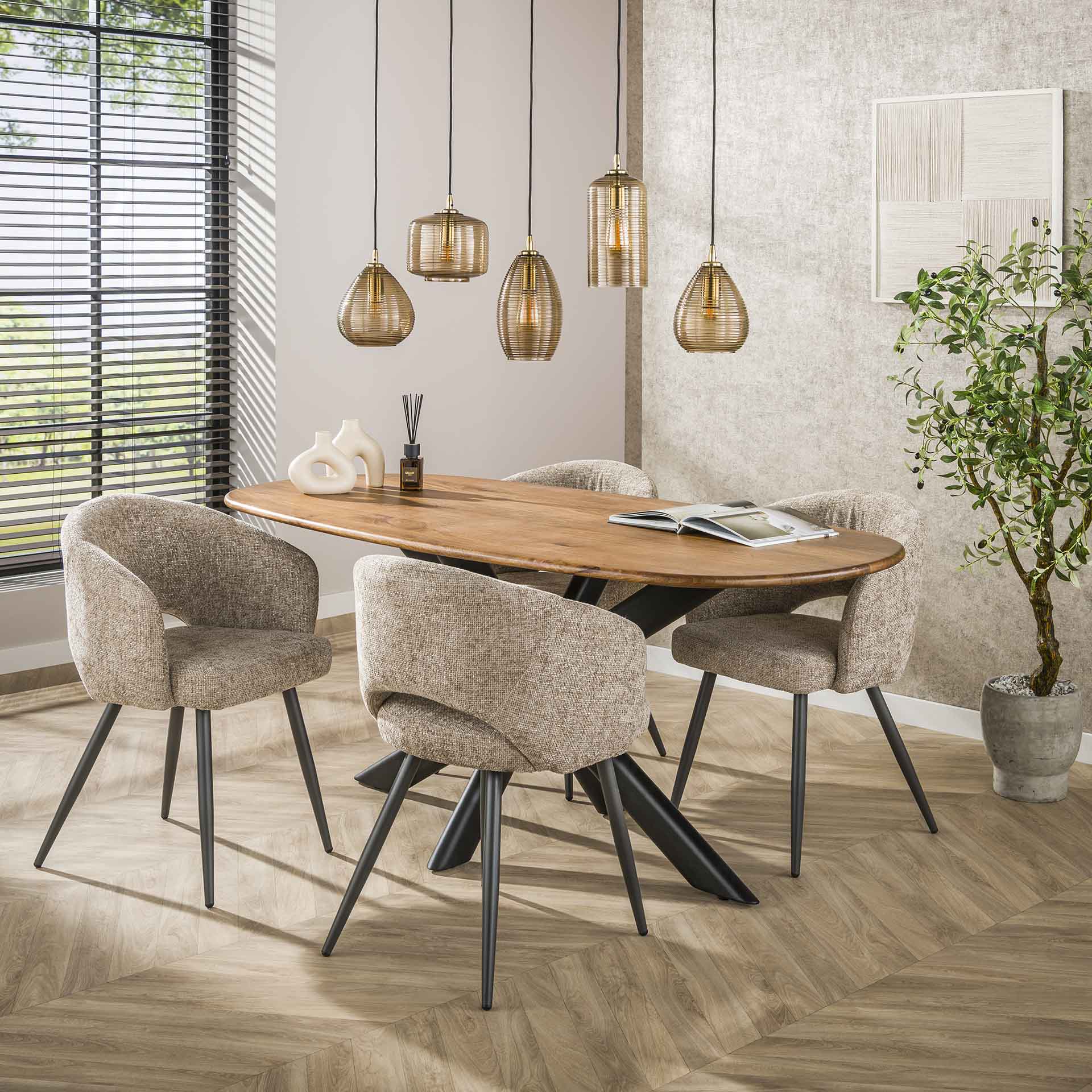Hanglamp Norelle 5-lichts Amberkleurig Glas Meubelista Lifestyle
