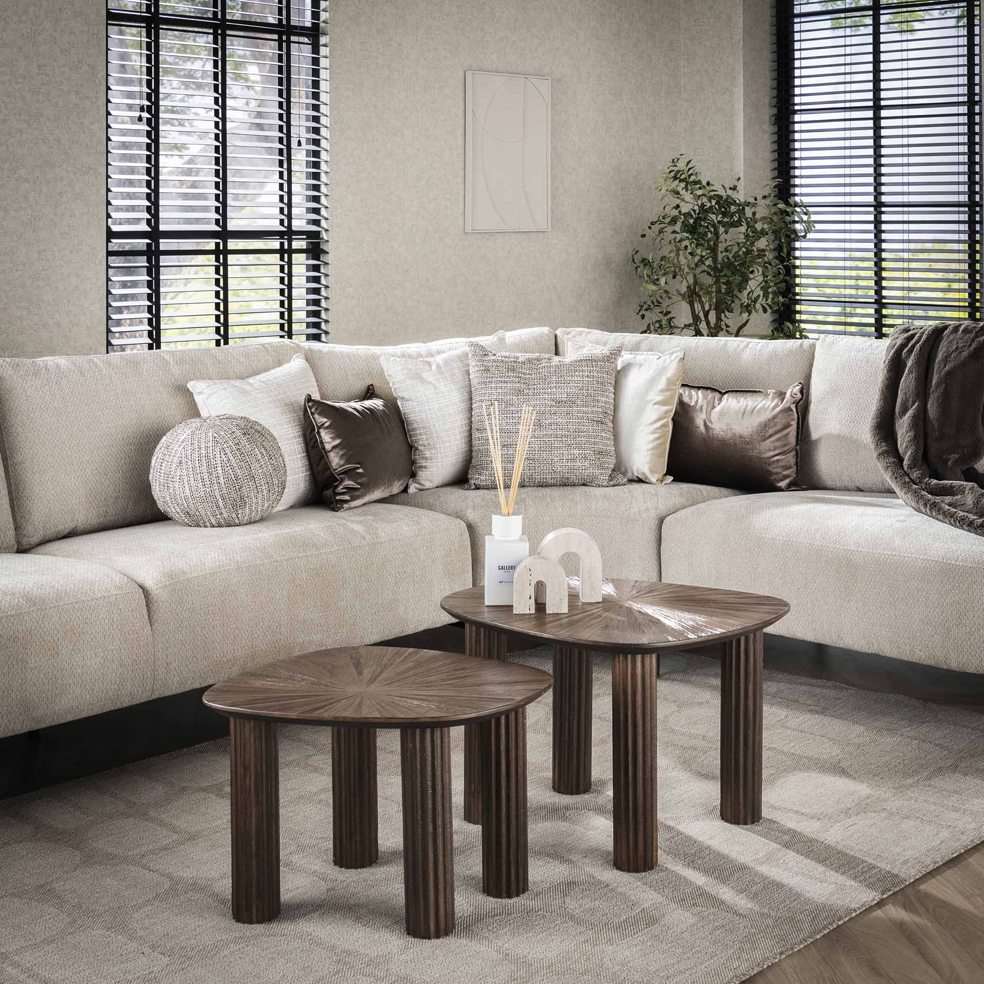 Salontafel Avenza Organisch Teakhout Set van 2 Meubelista Lifestyle