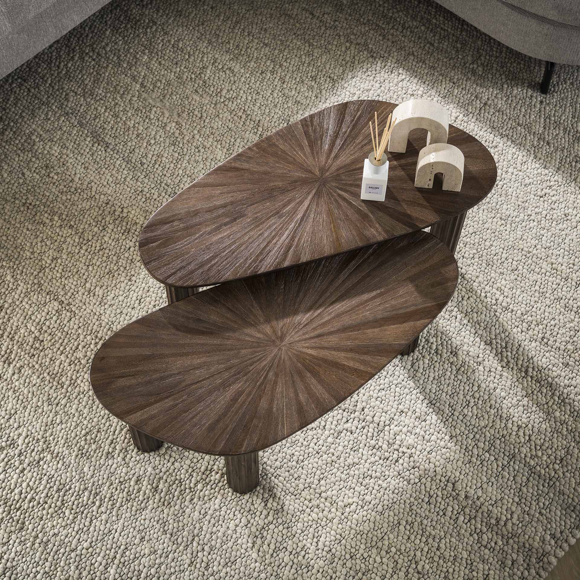 Salontafel Luvera Organisch Teakhout Set van 2 Meubelista Detail