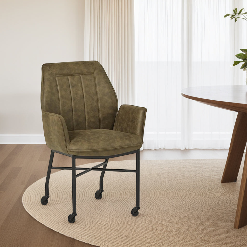 eetkamerstoel tarello groen microleder met wieltjes op wielen verrijdbaar meubelista lifestyle