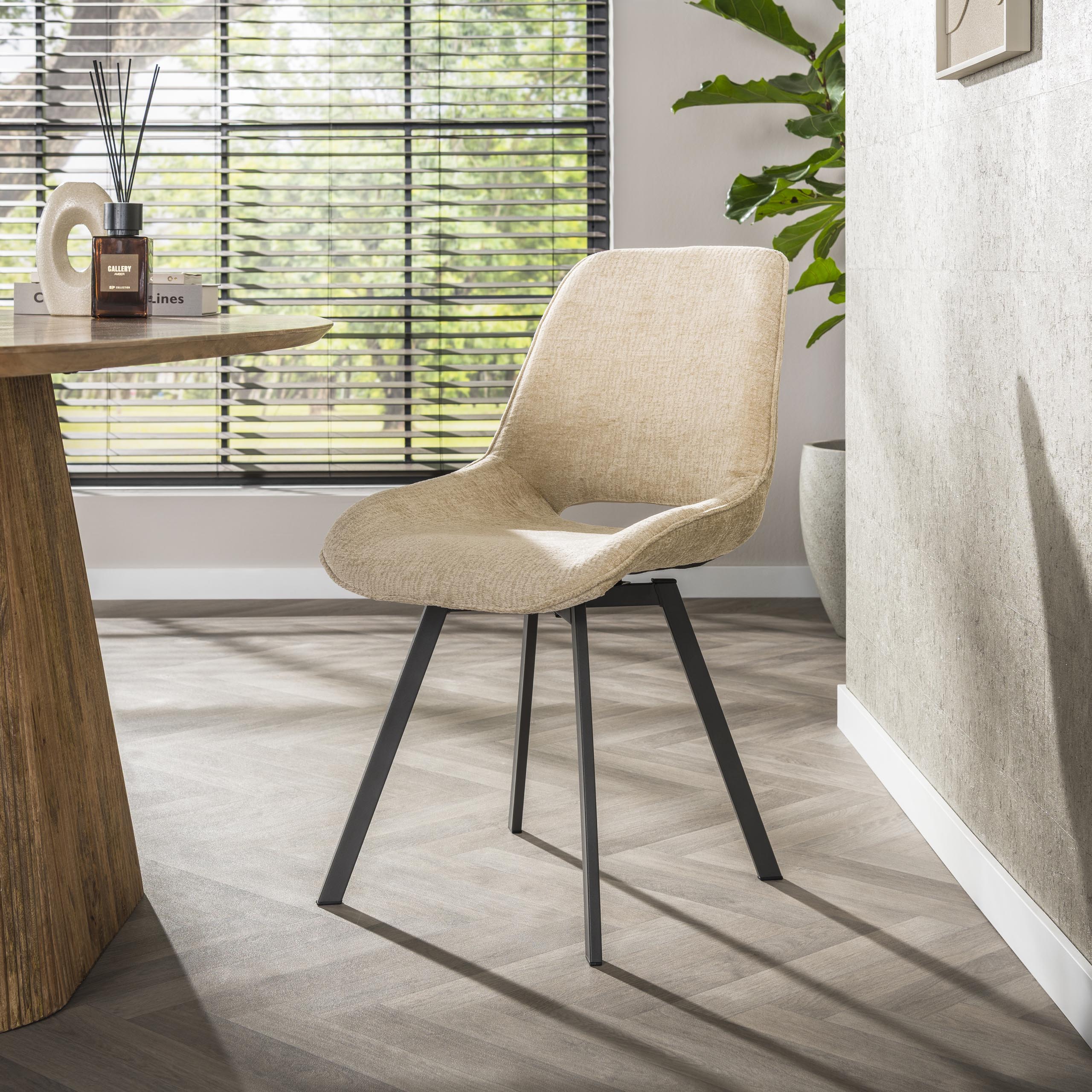 Eetkamerstoel Sova - Beige - Jaroq Stof - Draaibaar