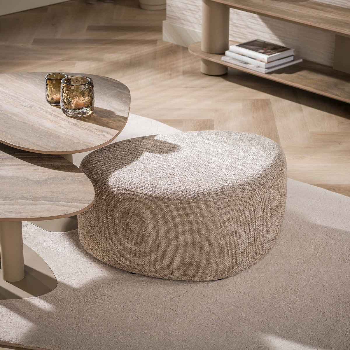 Poef Liora - Driehoekig - Beige - Cargo Stof