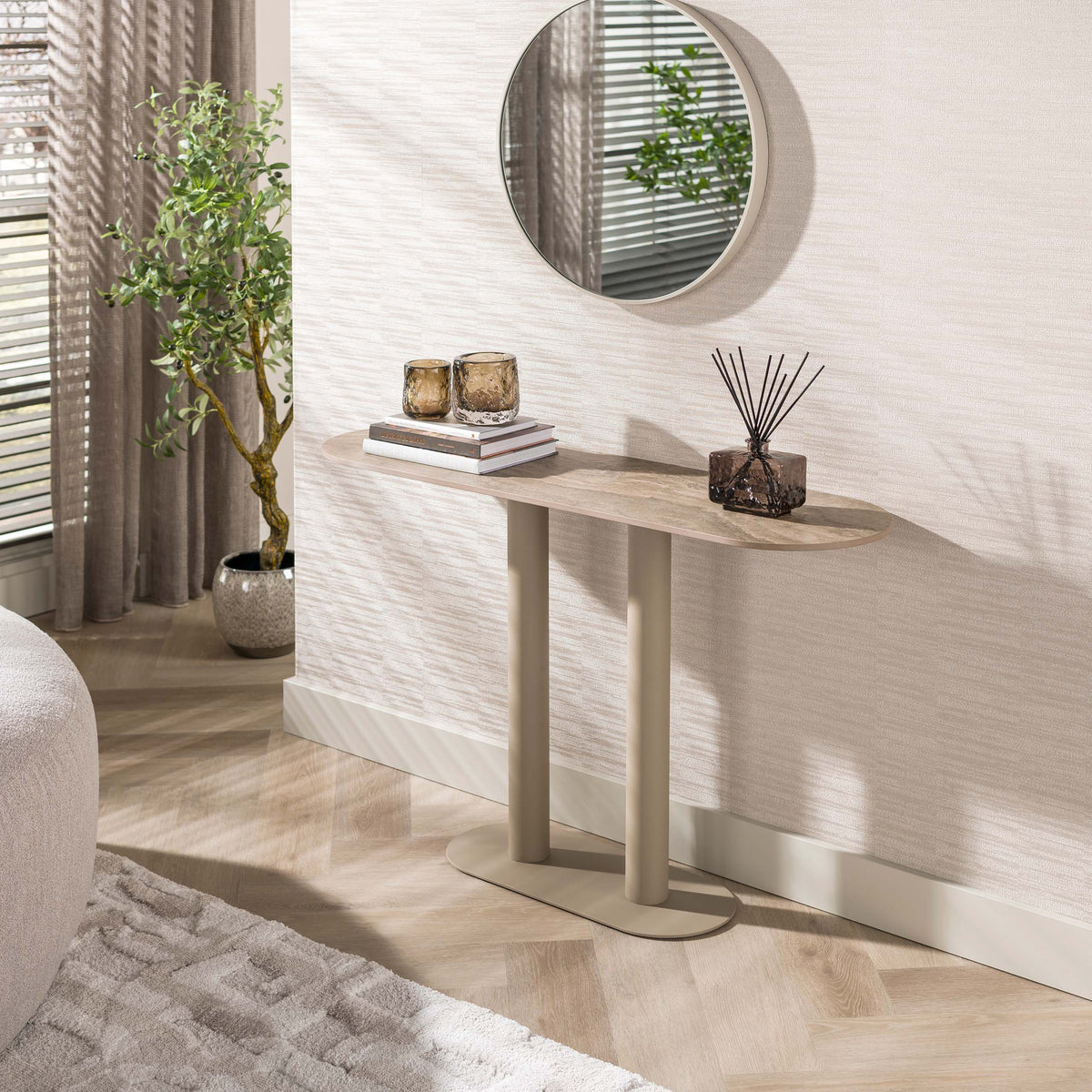 Haltafel Elarin Beige 3D Travertinlook 120 cm sfeerfoto Meubelista
