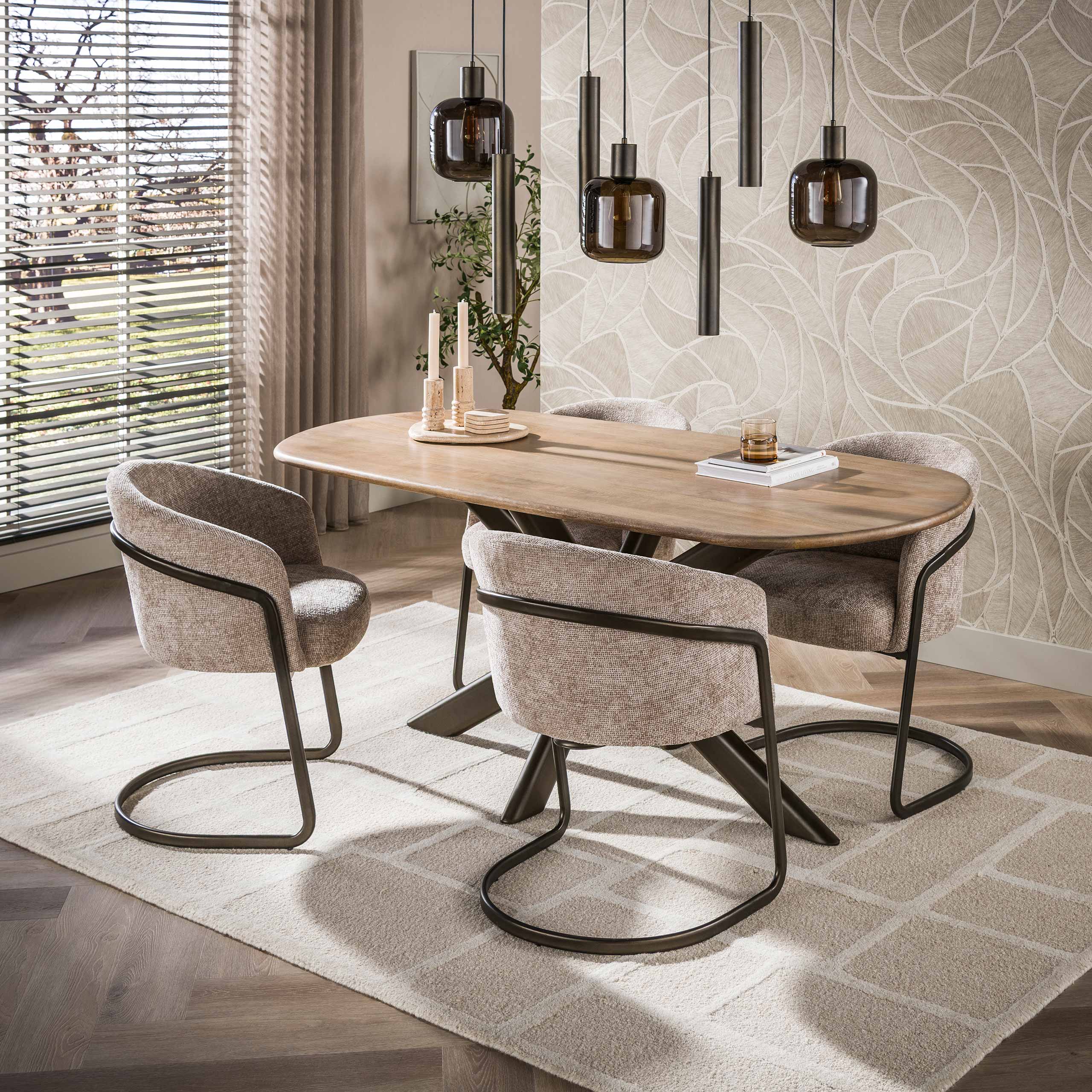 Eettafel Cavaro - Bruin - Mangohout - 180 cm - Deens Ovaal