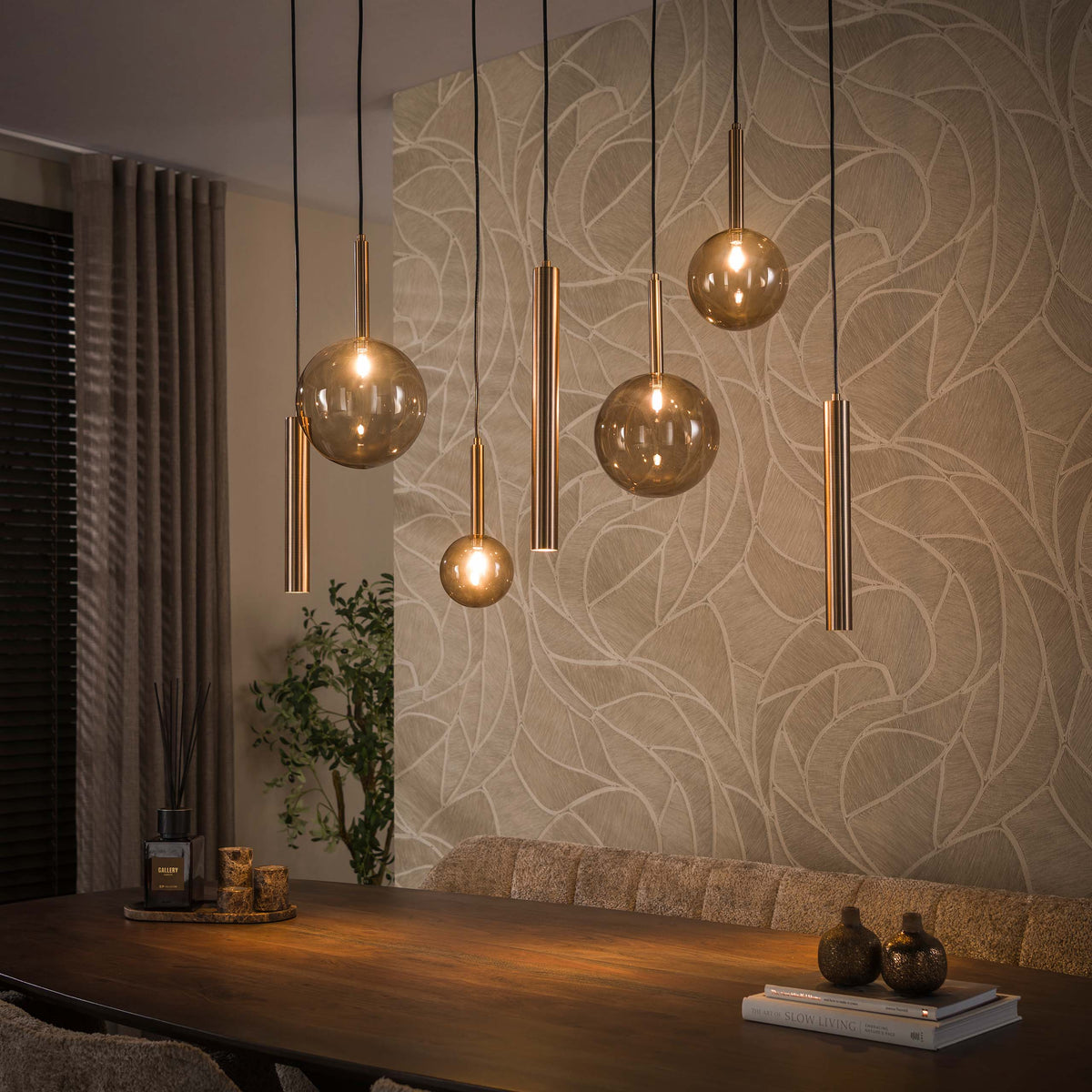 Hanglamp Marella 7-lichts Brons Amberglas Met Spots sfeerfoto Meubelista