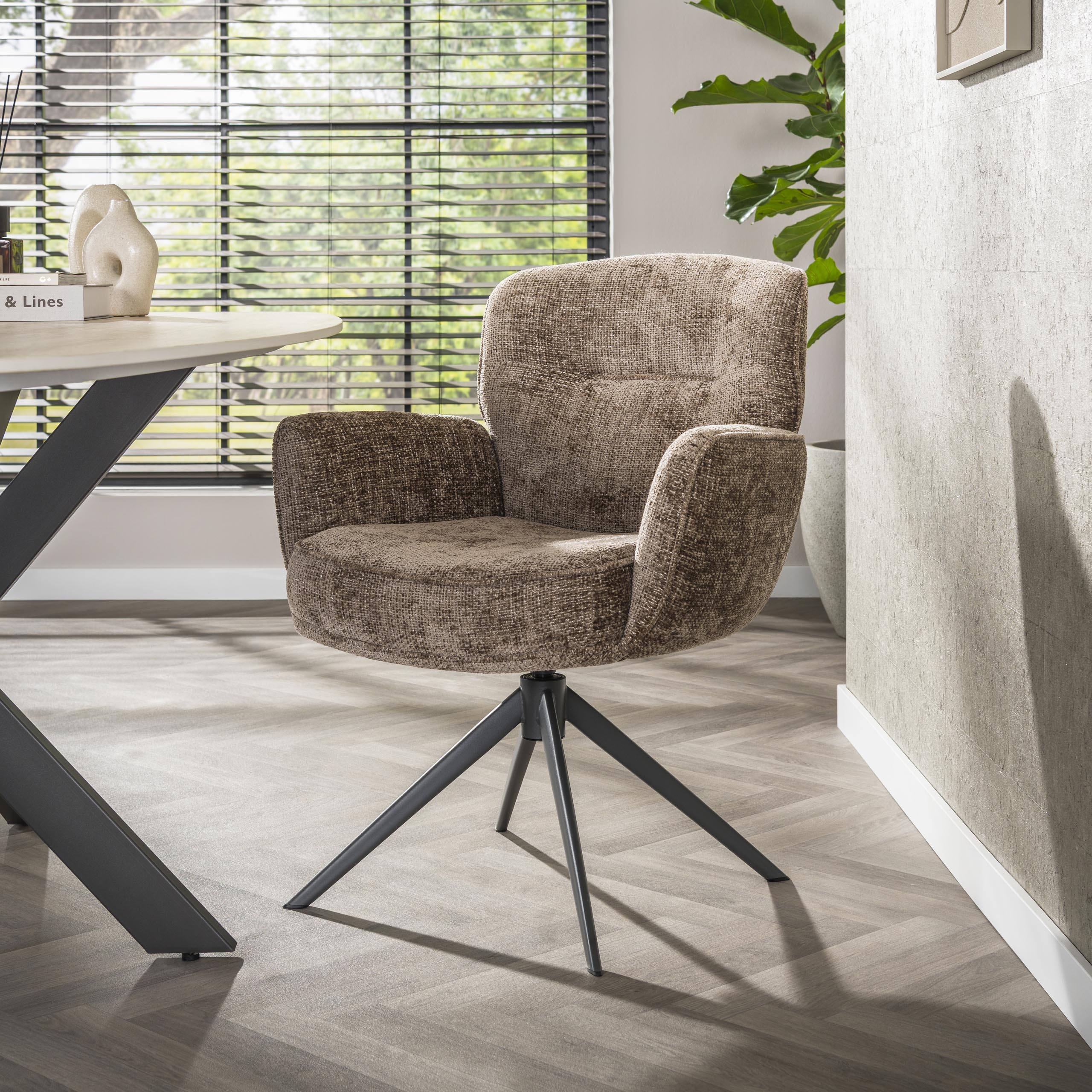 Eetkamerstoel Theodore Champagne Renegade Stof Draaibaar Meubelista