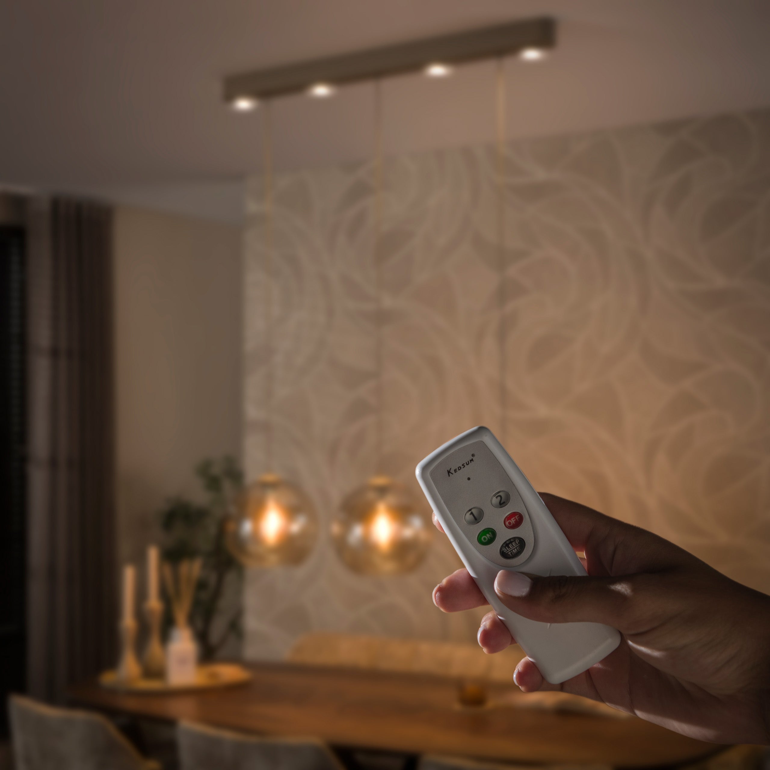 Hanglamp Eloa 3-lichts Beige Amberglas Met Spots Meubelista Afstandsbediening