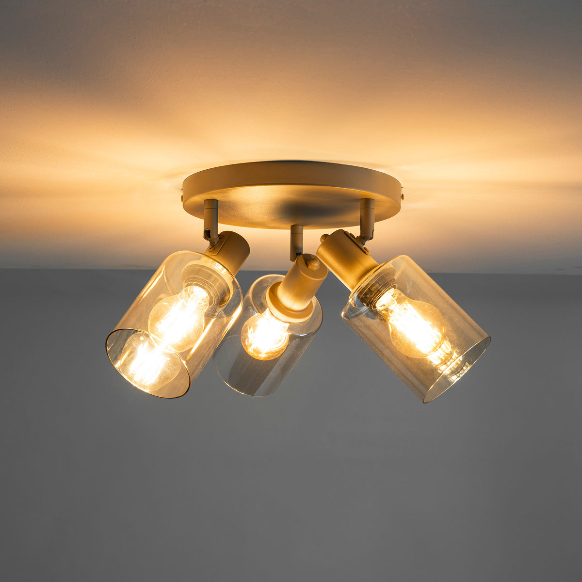 Plafondlamp Jaco 3-lichts Rond Beige Amberglas Meubelista