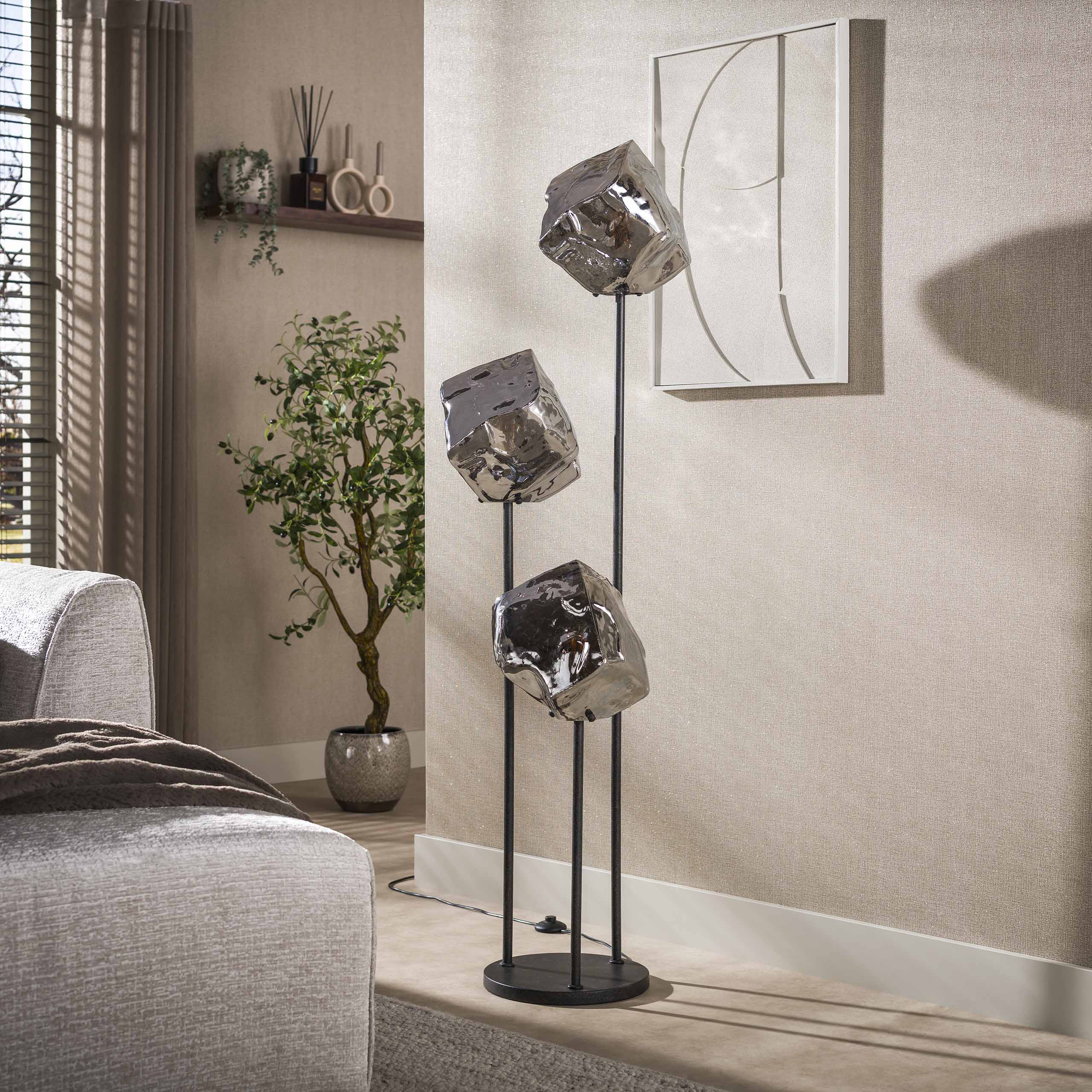 Vloerlamp Zagato 3-lichts Chroom Glas 165 cm Meubelista Sfeerfoto Licht